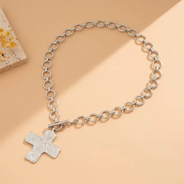 Collar Martillado Eterno