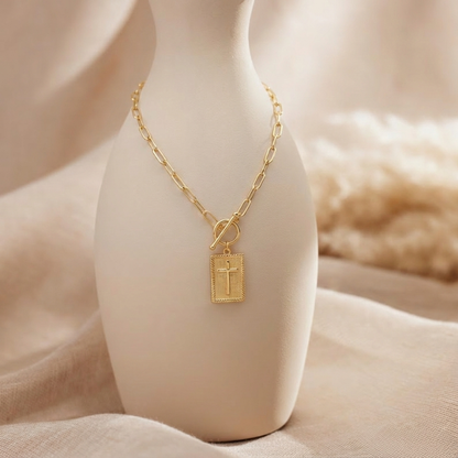 Collar con Colgante Eterno