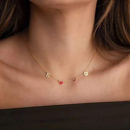 Collar personalizado con inicial en forma de corazón, piedra de nacimiento y signo zodiacal.