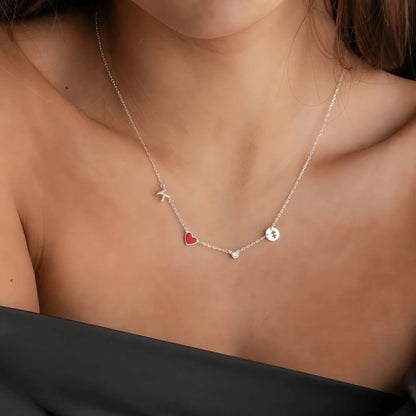 Collar personalizado con inicial en forma de corazón, piedra de nacimiento y signo zodiacal.