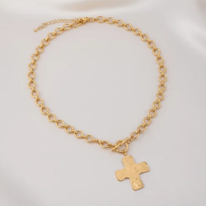Collar Martillado Eterno